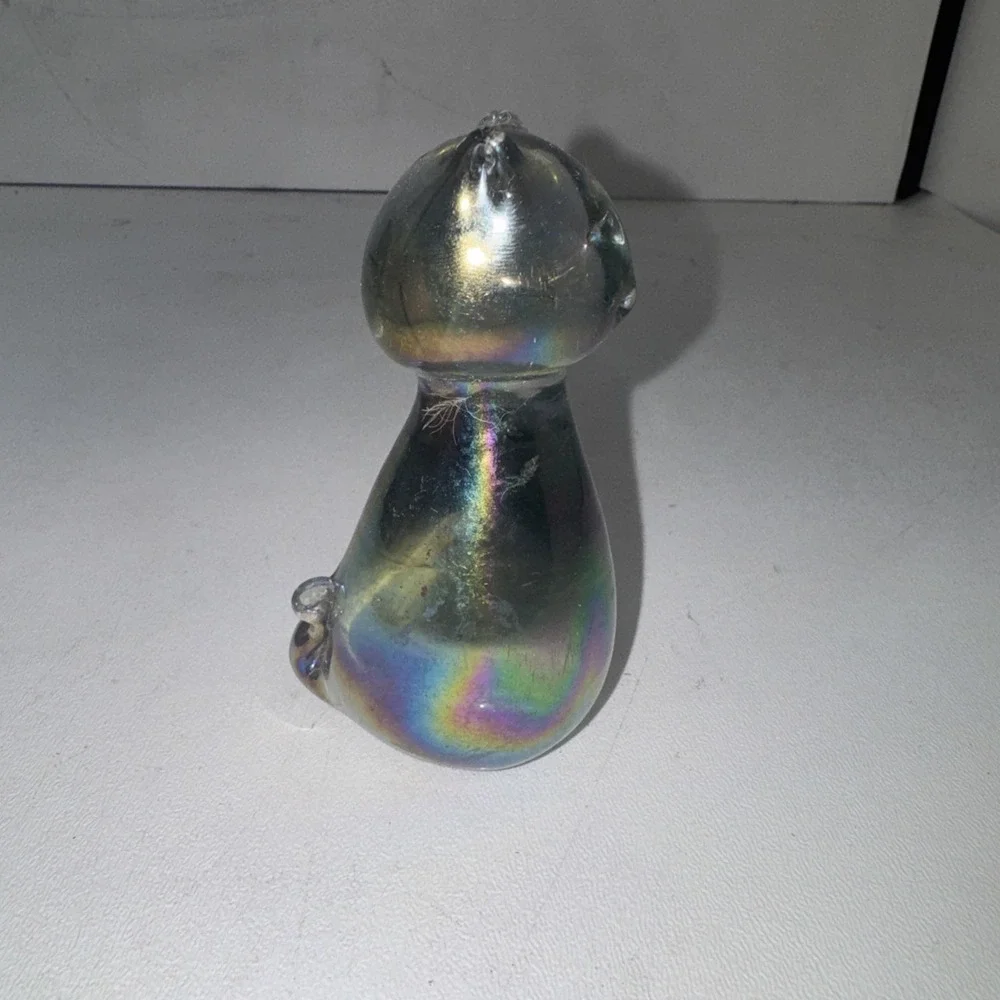 Vintage Mexican Iridescent Blown Glass Cat Figurine – Tonala Style 3.5